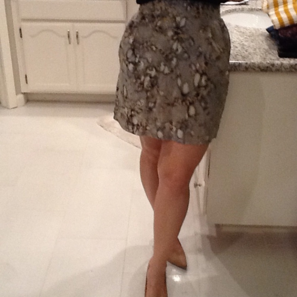 Mini skirt with pockets